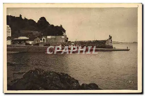 Cartes postales Cote d'Emeraude Dinard I et V La Cale L'Embarcadere des Vedettes