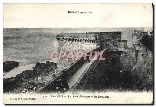 Cartes postales Cote d'Emeraude Saint Malo La Tour Bidouane et les Remparts