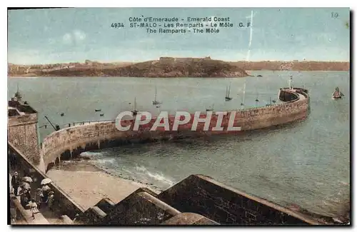 Cartes postales Cote d'Emeraude Emerald Coast Saint Malo Les Remparts Le Mole