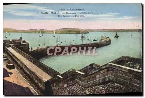 Cartes postales Cote d'Emeraude Saint Malo Les Remparts Le Mole des Noires The Mole