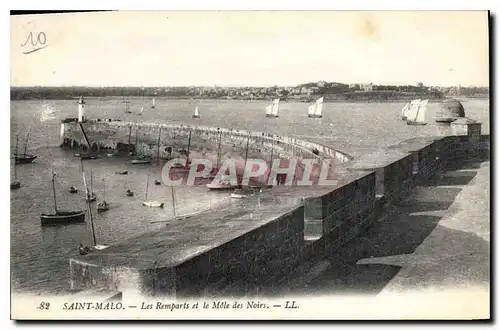 Cartes postales Saint Malo Les Remparts et le Mole des Noirs