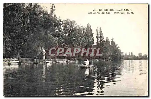 Ansichtskarte AK Enghien les Bains Les Bords du Lac Pecheurs Peche pecheur