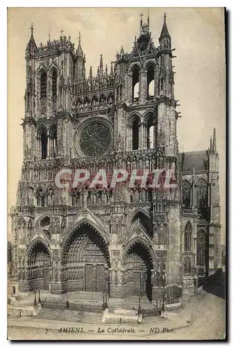Cartes postales Amiens La Cathedrale