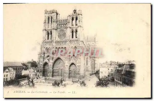 Cartes postales Amiens la cathedrale la facade