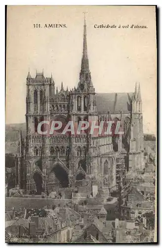 Cartes postales Amiens cathedrale a vol d'oiseau