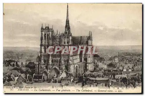 Cartes postales Amiens la cathedrale vue generale