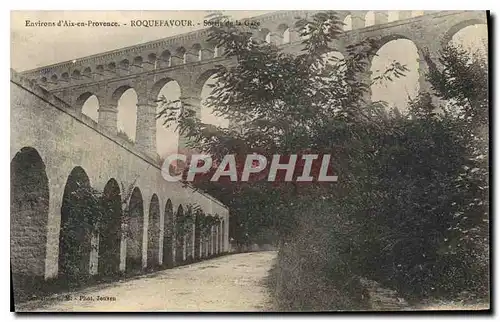 Ansichtskarte AK Environs d'Aix en Provence Roquefavour sortie de la gare