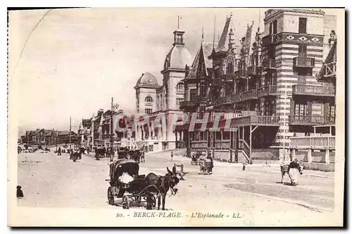 Ansichtskarte AK Berck Plage l'Esplanade Ane Mule