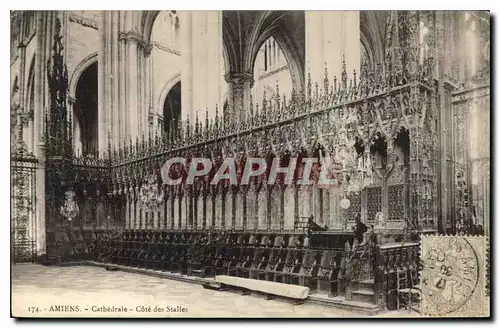 Ansichtskarte AK Amiens Cathedrale cote des Stalles