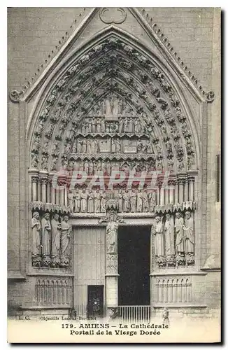 Cartes postales Amiens la cathedrale portail de la Vierge Doree