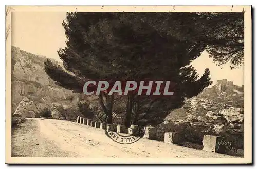 Cartes postales Les Baux (B du R) Vue d'ensemble La Douce France Paysage et Pierre de Provence