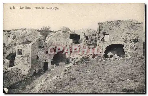 Cartes postales Les Baux Maisons Troglodyles