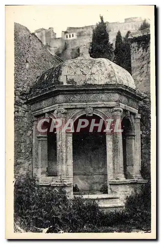 Ansichtskarte AK Les Baux Pavillon de la Reine Jeanne Rendez vous d'Amour des Princes des BauxZTI81