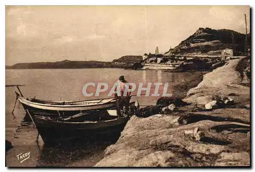 Cartes postales Sites de Provence Littoral de Marseille Bords de l'Etang de Berre Au fond la route de St Chamas