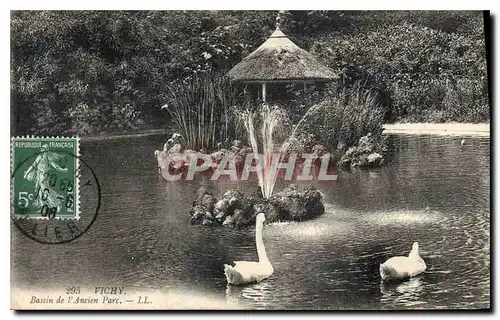 Cartes postales Vichy Bassin de l'Ancien Parc Cygnes