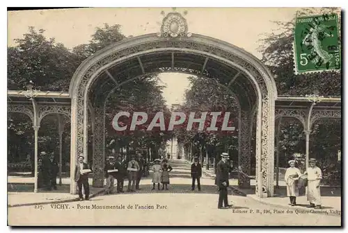 Cartes postales Vichy Porte Monumentale de l'ancien Parc