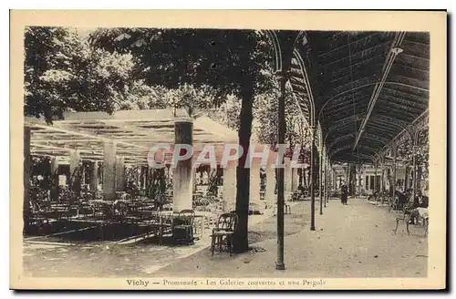 Ansichtskarte AK Vichy Promenade les Galeries couvertes et une Pergola