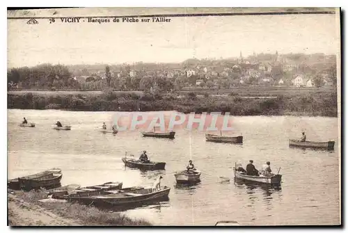 Ansichtskarte AK Vichy Barques de Peche sur l'Alier