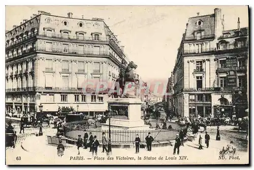 Cartes postales Paris Place des Victoires La Staute de Louis XIV