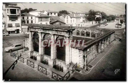 Cartes postales Dax (Londes) La Fontaine d'eau chaude
