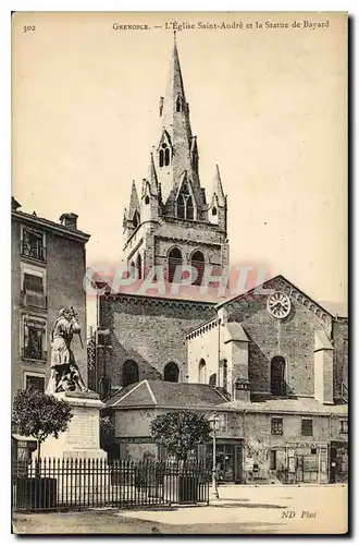 Cartes postales Grenoble L'Elgise Andre et la Statue de Bayard