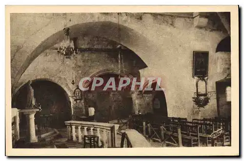 Cartes postales Les Baux Interieur de l'Eglise St Vincent contenant des Vestiges des Xe XIIe XIVe et XIVe siecle