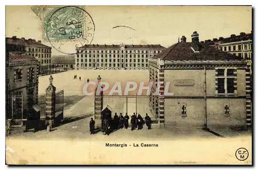 Ansichtskarte AK Montargis La Caserne Militaria (carte toilee)