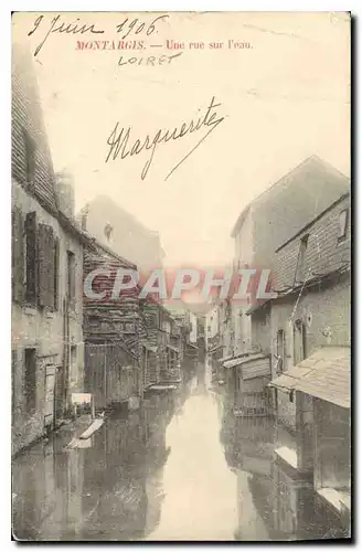 Cartes postales Montargis Une rue Sur l'eau