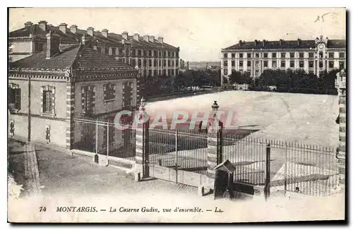 Cartes postales Montargis La Caserne Gudin Vue d'ensemble Militaria