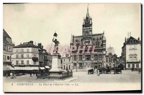 Cartes postales Compiegne La Place de l'Hotel de Ville