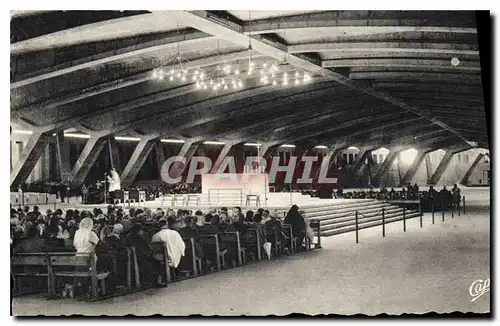 Cartes postales Lourdes la Basilique Saint Pie X interieur de l'Eglise souterraine achevee en 1958 Arch Pierre V