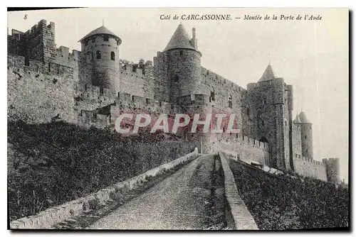 Ansichtskarte AK Cite de Carcassonne montee de la porte de l'Aude