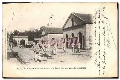Cartes postales Vincennes Interieur du Fort La corvee de quartier Militaria