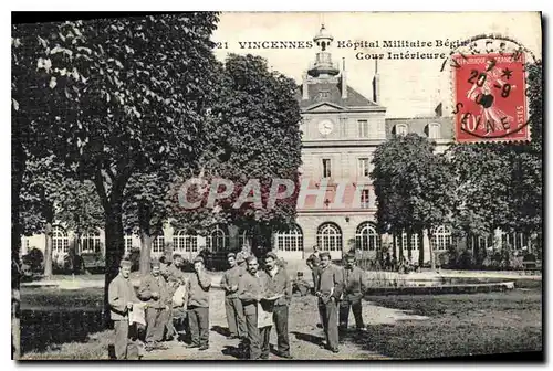 Cartes postales Vincennes Hopital Militaire Begin Cour Intervieure Militaria