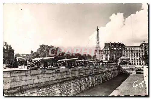 Ansichtskarte AK Paris L'Esplanade des Invalides et la Tour Eiffel