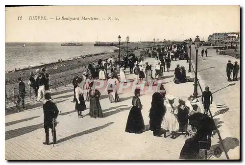 Cartes postales Dieppe Le Boulevard Maritime