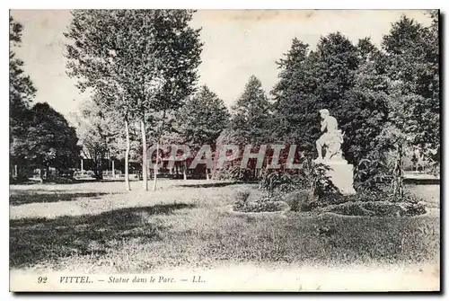 Ansichtskarte AK Vittel Statue dans le Parc