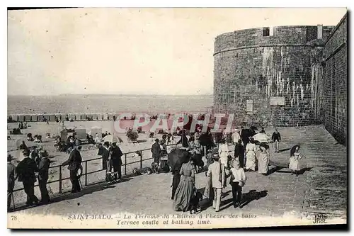 Ansichtskarte AK Saint Malo La Terrasse la Chateau a l'heure des bains