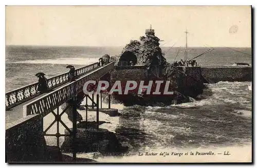 Ansichtskarte AK Biarritz Le Rocher de la Vierge et la Passerelle