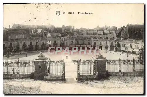 Cartes postales Dijon place d'Armes