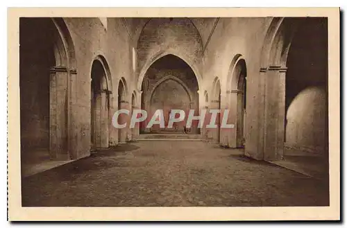 Cartes postales Abbaye de Senanque Gordes Vaucluse Eglise abbatiale nef centrale XII siecle