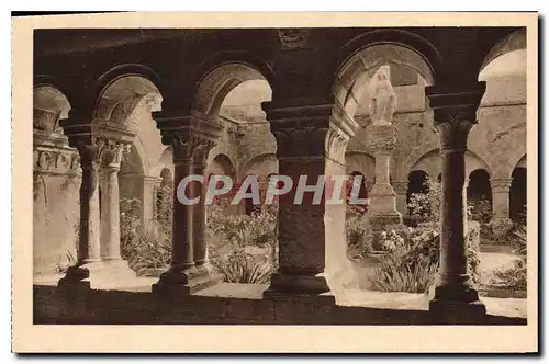 Ansichtskarte AK Abbaye de Senanque Gordes Vaucluse le Cloitre et la Vierge de l'Inviolata