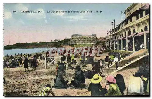 Ansichtskarte AK Biarritz B P la plage devant le casino Municipal