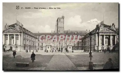 Cartes postales Dijon place d'Armes hotel de ville