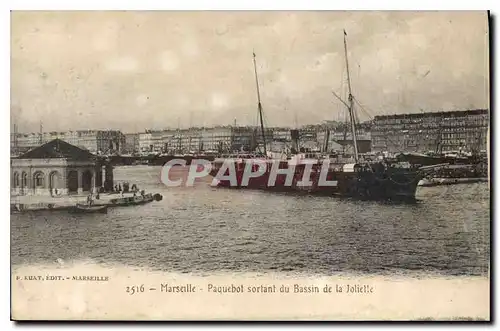 Ansichtskarte AK Marseille Paquebot sortant du Bassin de la Joliette