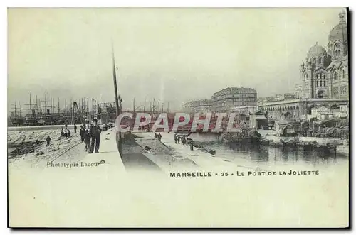 Cartes postales Marseille le port de la Joliette