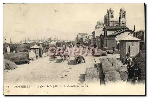 Cartes postales Marseille le Quai de la Joliette et la cathedrale