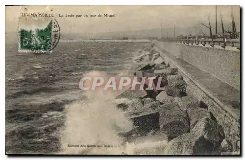 Cartes postales Marseille la Jetee par un jour de Mistral