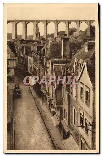 Cartes postales Morlaix Finistere La Place des Halles et le Viaduc