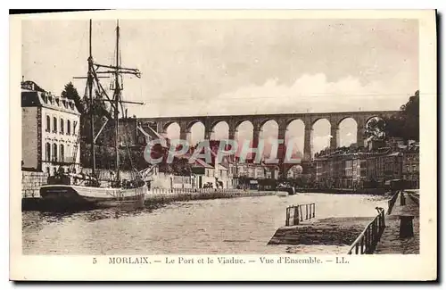 Ansichtskarte AK Morlaix Le Port et le Viaduc Vue d'Ensemble Bateau